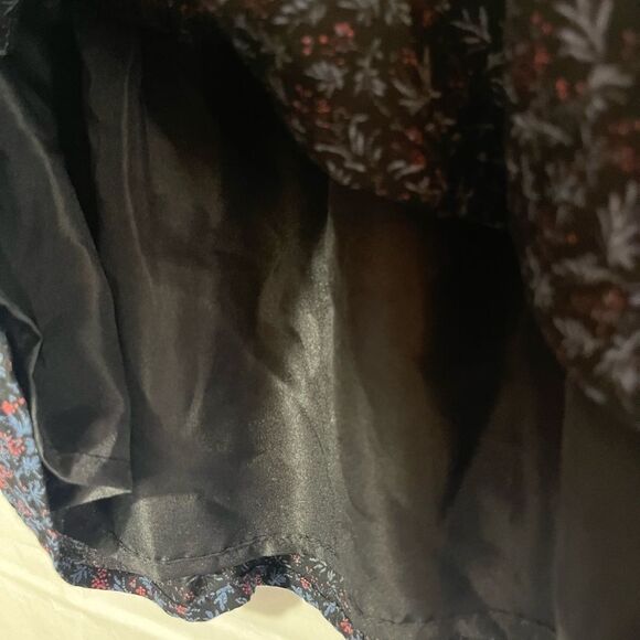 Karl Marc John tired skirt NWT GIRLS 12 CUTE FLORAL PEASANT - Picture 3 of 6